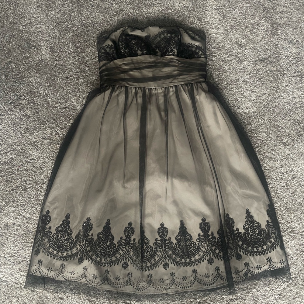 Women’s size 6 dress bought at David’s Bridal